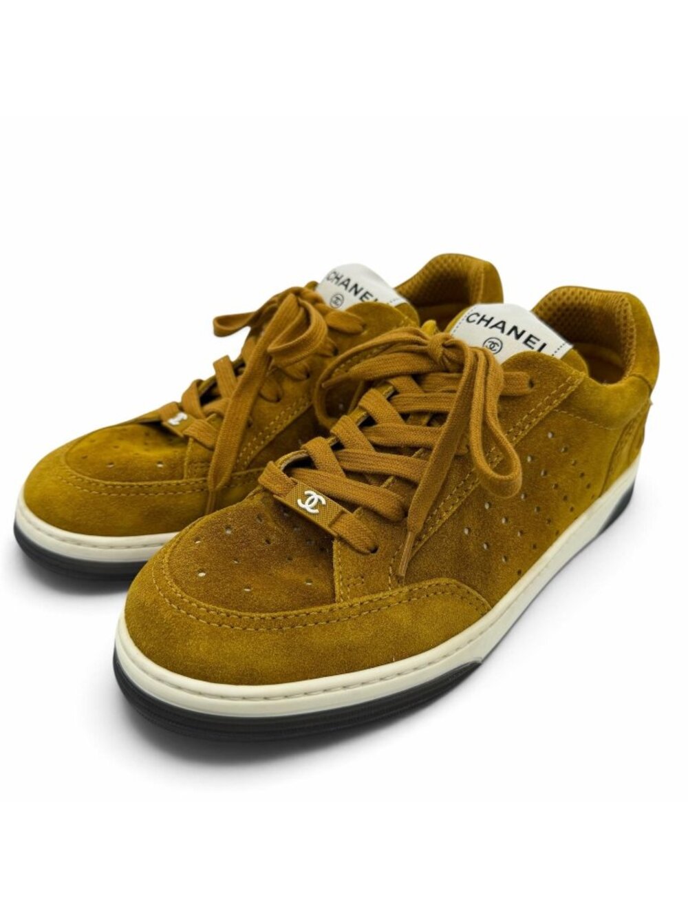 Chanel CC Logo Suede Leather Low-Top Sneakers Brown
